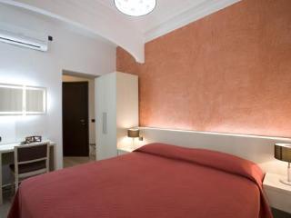 111 Coladirienzo - By Ad Guest house