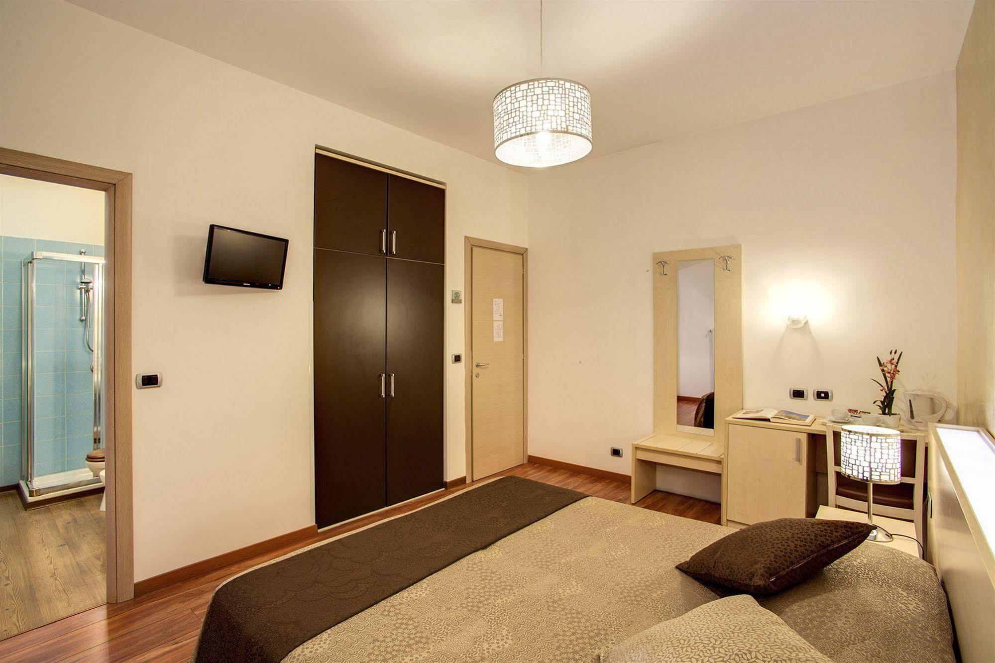 Guest house 111 Coladirienzo - By Ad Rome